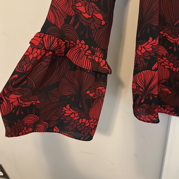 Beautiful Red Floral Blouse - Picture 2 of 4